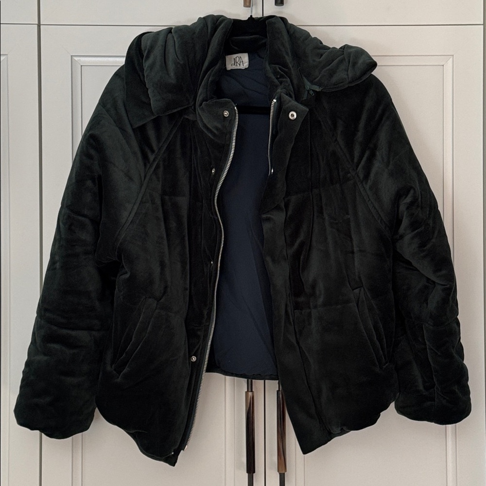 Anthropologie Juniper Velvet Puffer Jacket Medium SOLD OUT at Anthro - Picture 2 of 5